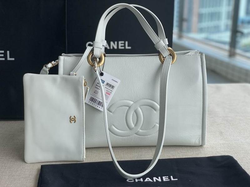 Chanel Handbags 391